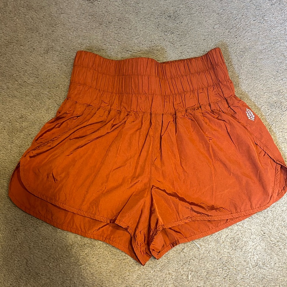 FP Movement “The Way Home Shorts”
Size: M. High rise waist band. Built in breif